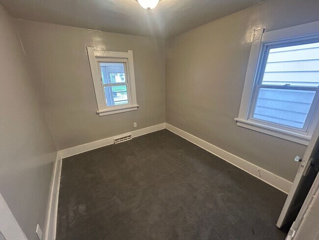 Building Photo - Cute 2 Bedroom Home for Rent