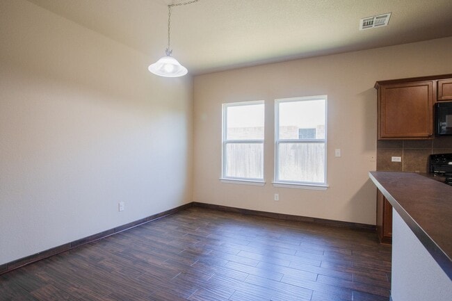 Building Photo - 1005 Papaya Cove