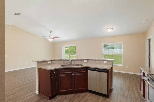 Building Photo - 7191 SE 124th Ln