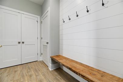 Building Photo - 4646 N Damen Ave