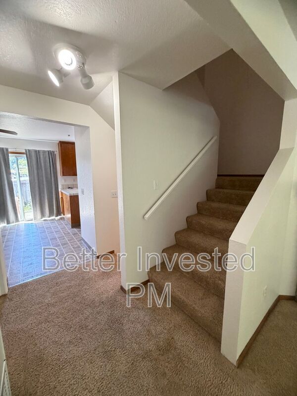 Building Photo - 7720 Bodega Ave