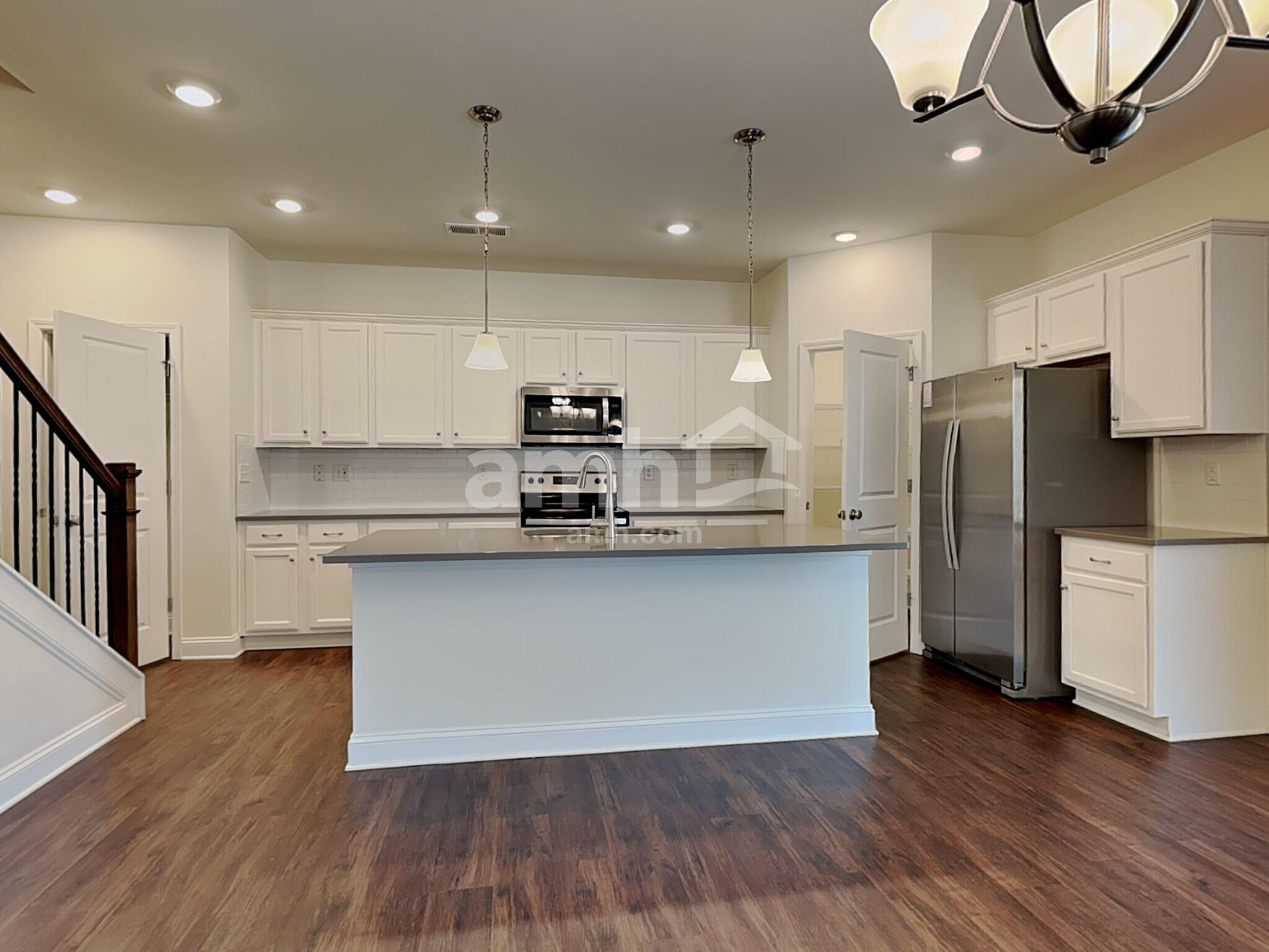 Building Photo - 7027 Garrett Ct