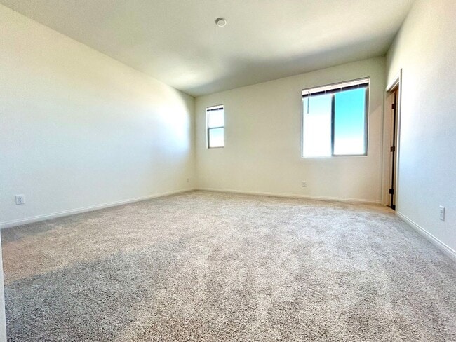 Building Photo - Brand new Townhome!   Summerlin West