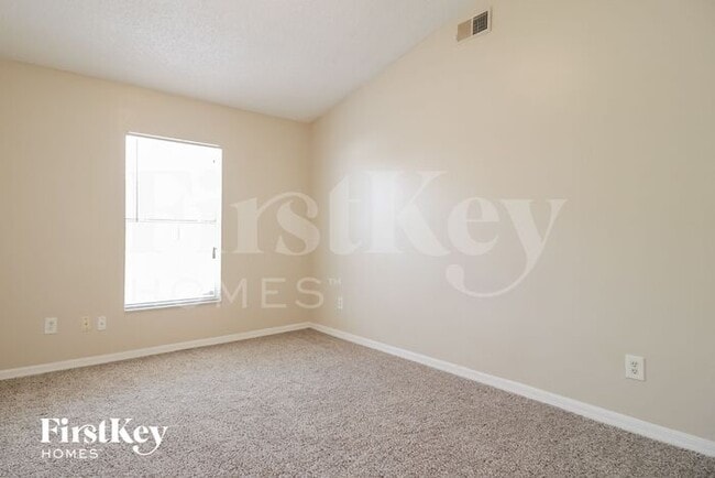 Building Photo - 7507 Groveoak Dr