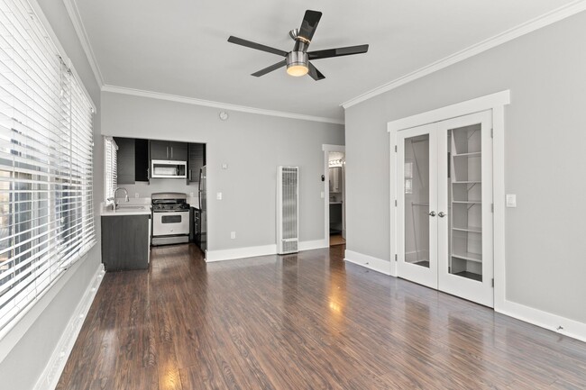 Building Photo - 138 Elm Ave