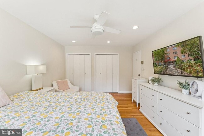 Building Photo - 2400 41st St NW