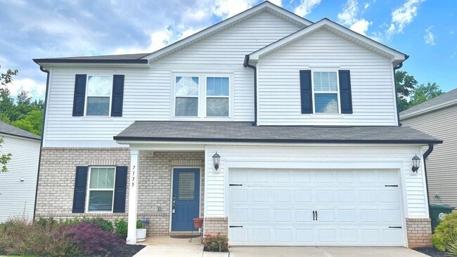 Building Photo - 2401 Riverside Dr