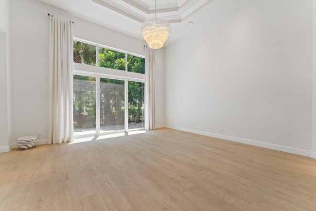 Building Photo - 128 Abondance Dr