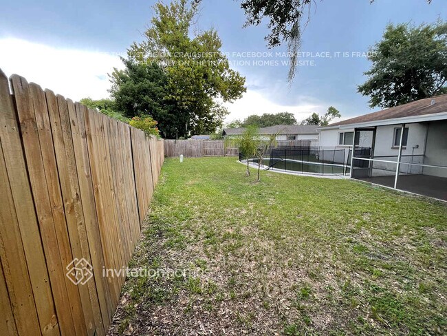 Building Photo - 3816 Southview Dr