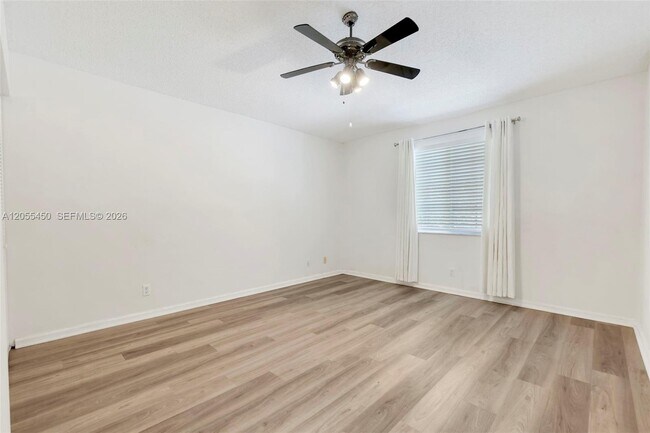 Building Photo - 7370 NW 61st Terrace