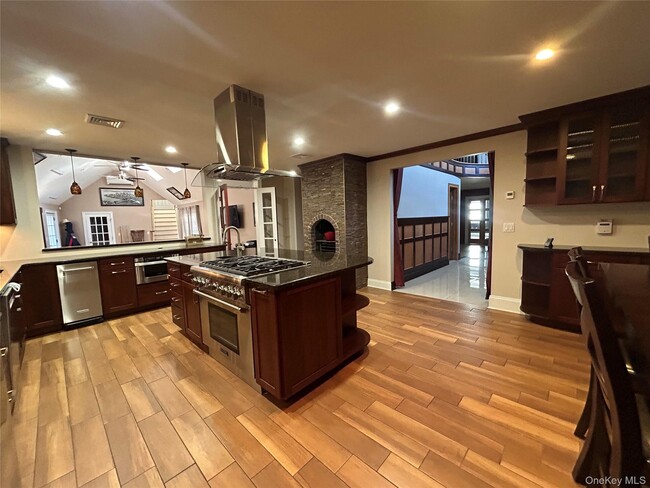 Building Photo - 183 Tahlulah Ln