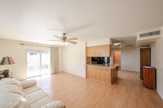 Building Photo - 9821 N 110th Ave