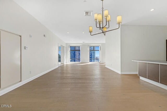 Building Photo - 801 S Grand Ave