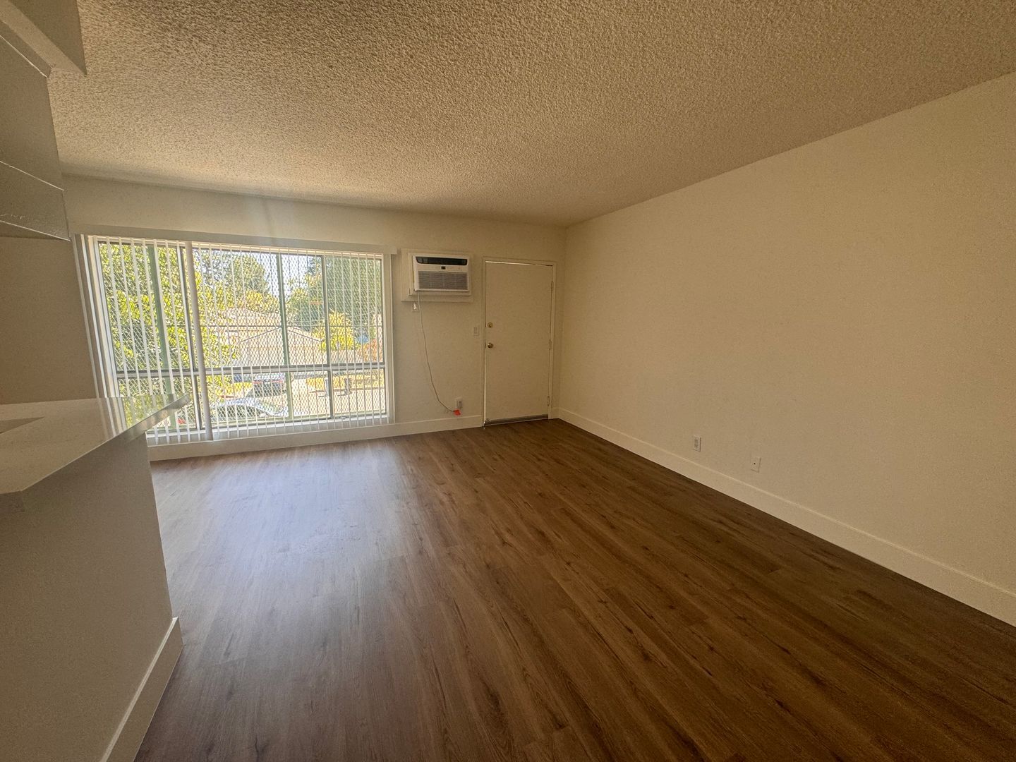 Building Photo - 14109 Hatteras St