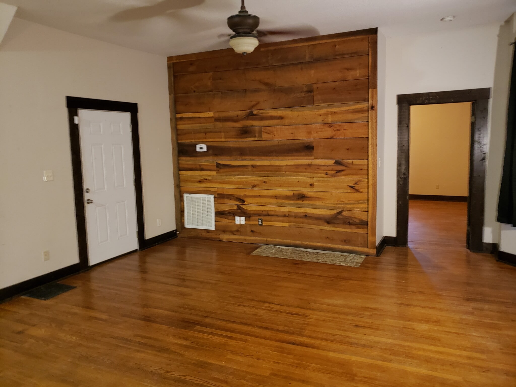 Building Photo - 1422 Coker Ave