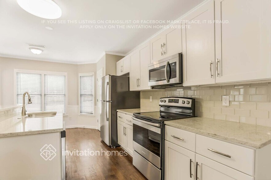 Building Photo - 2979 Kaley Dr NW