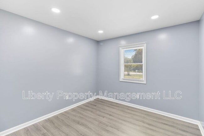 Building Photo - 6318 Denver Dr