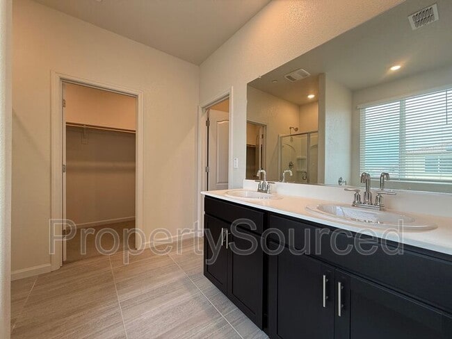 Building Photo - 2957 Mokelumne Ct
