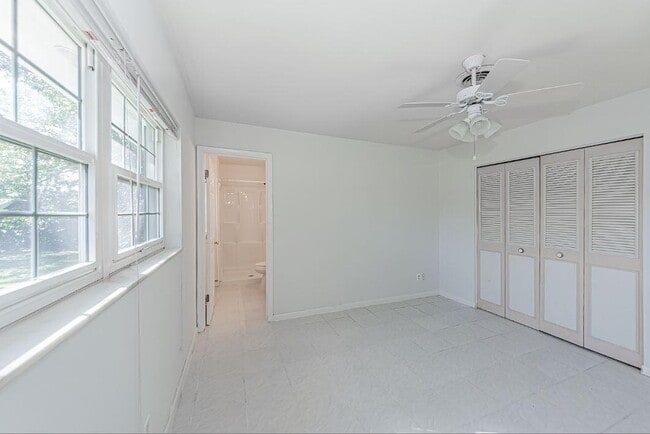 Building Photo - 2075 37th Ave