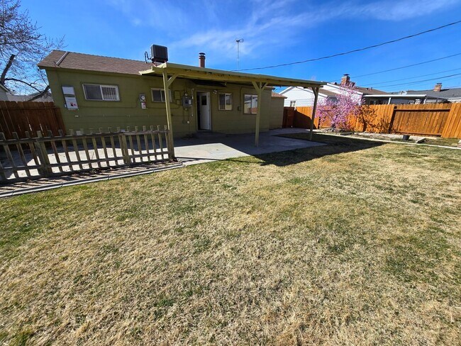 Building Photo - Beautifully Updated Single-Story Home in Sparks