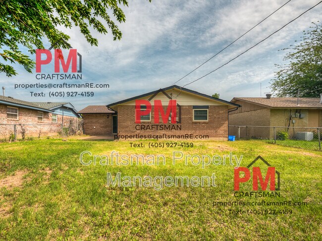 Building Photo - 132 NW 80th St