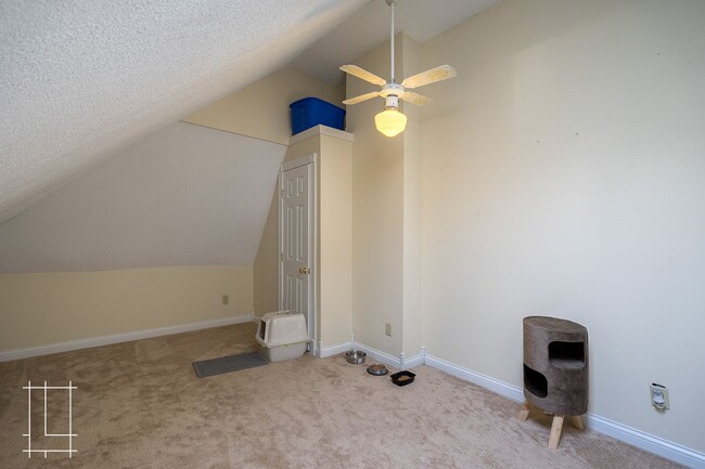 Building Photo - 1164-1166 Mt. Pleasant
