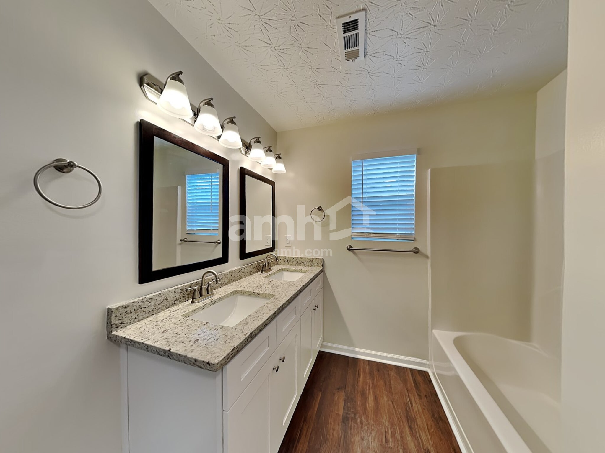 Building Photo - 816 Carlton Pointe Terrace