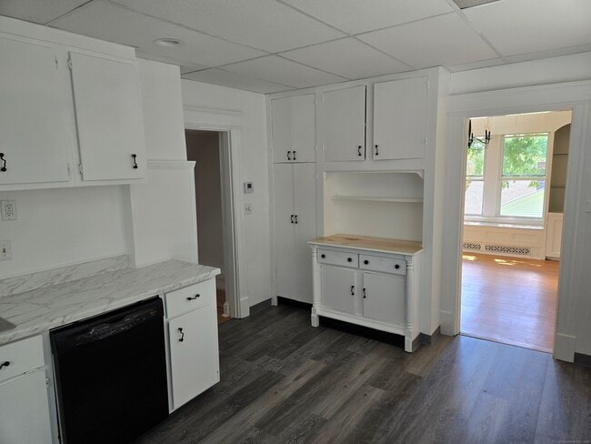 Building Photo - 12 Wood Ct