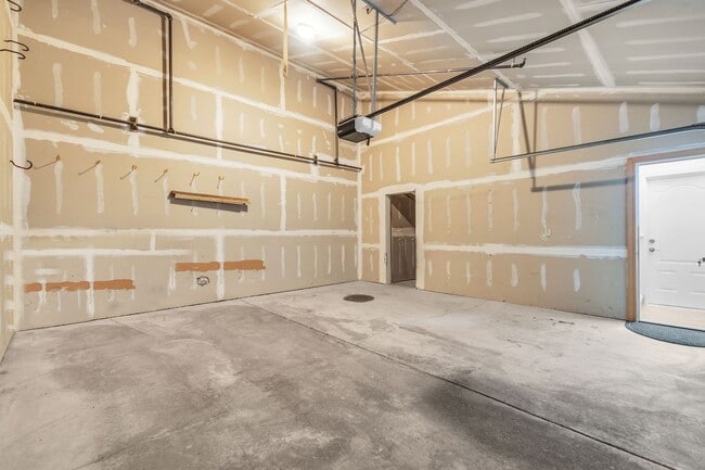 Building Photo - Park City Living Near Kimball Junction with Balcony