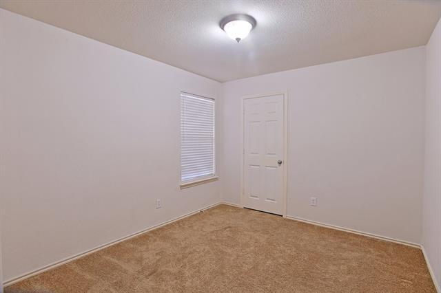 Building Photo - 1073 Red Hawk Dr