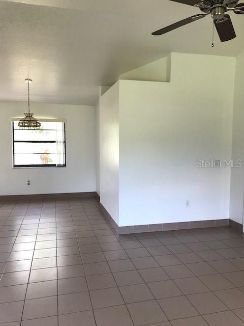 Building Photo - 25385 Sandhill Blvd