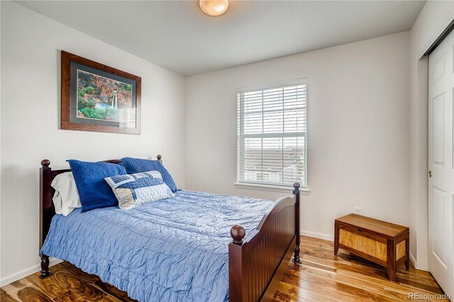 Building Photo - Beautiful 3 Bed, 3 Bath with a Loft Single Family Home in Meadows Neighborhood.