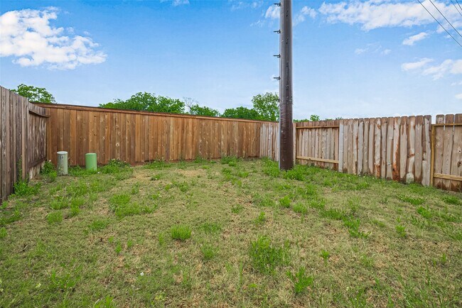 Building Photo - 10405 Hadley Pk Trl