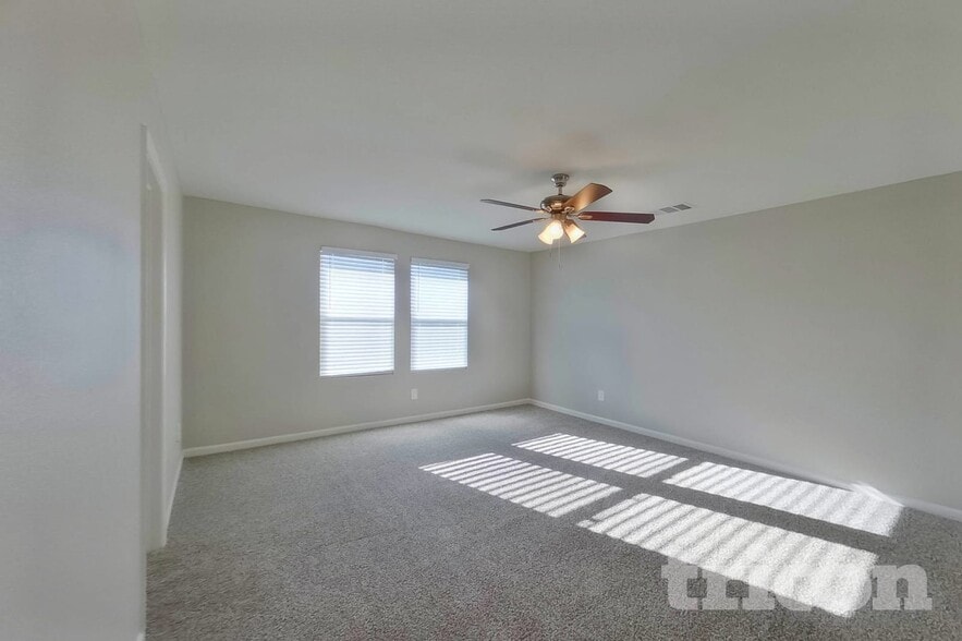 Building Photo - 2528 Granite Pass