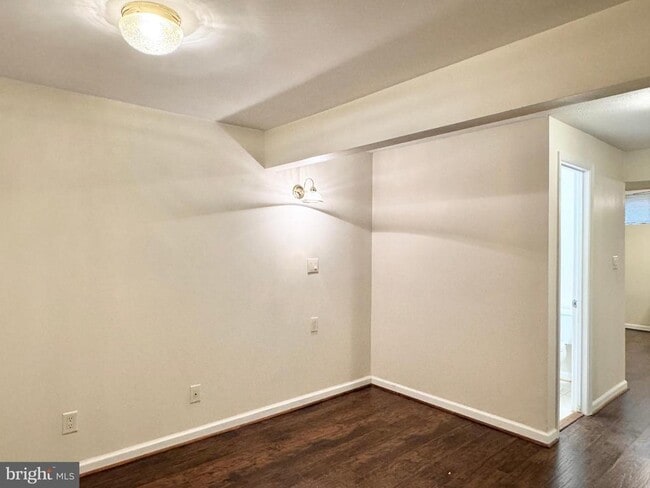 Building Photo - 105 Staunton Ct