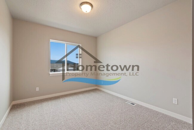 Building Photo - 12116 W Wellington Ave