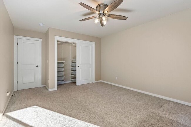 Building Photo - 15119 SW Greenfield Dr