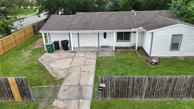 Building Photo - 5103 Willow Glen Dr