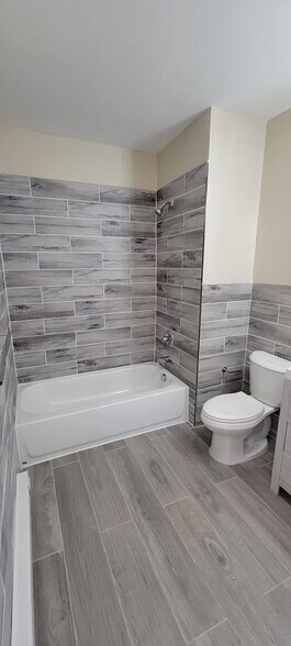 Building Photo - 170 Washington Ave