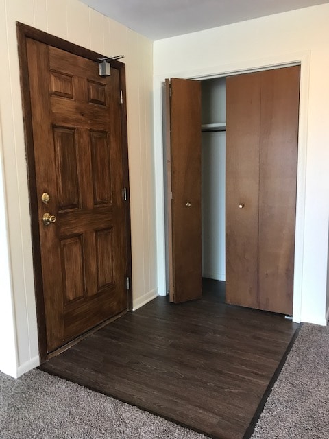 Building Photo - 634 W Foulke Ave