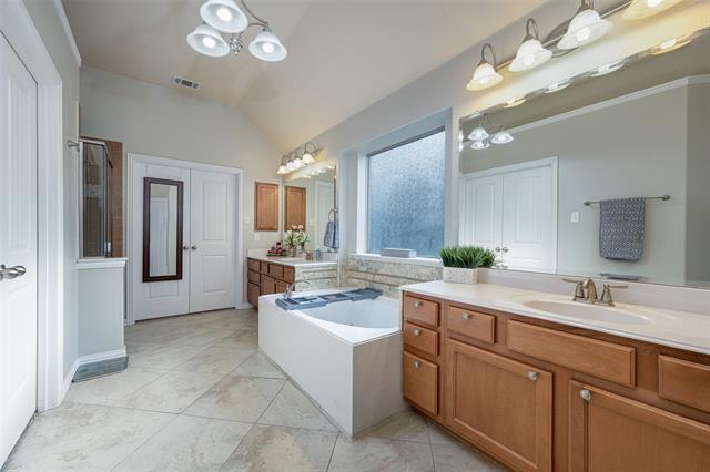 Building Photo - 360 Falstaff Dr