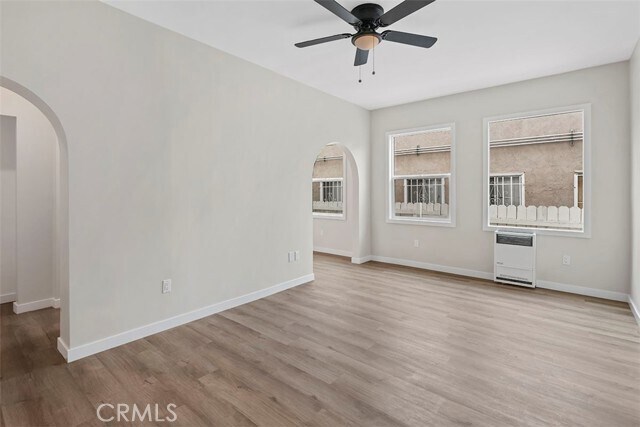 Building Photo - 1827 E 4th St