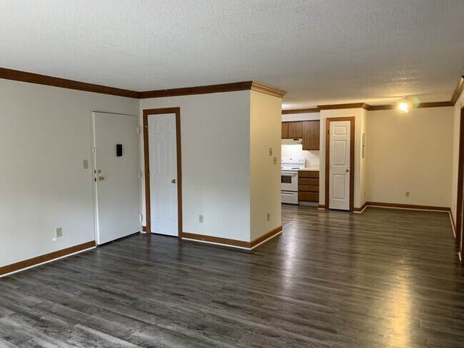 Building Photo - Apartment for rent
