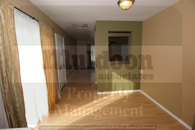 Building Photo - Beautiful Pet Friendly Pueblo West Home