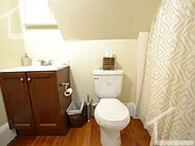 Building Photo - 25 Matchett St