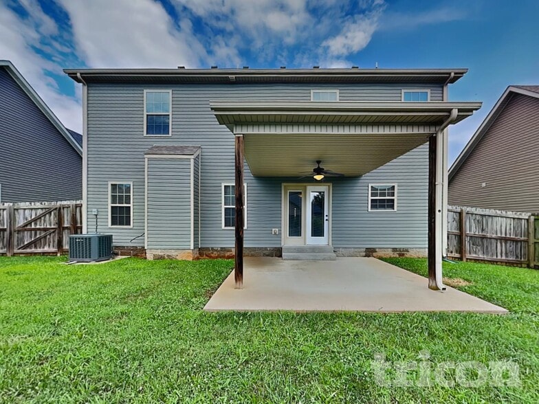 Building Photo - 3772 Windhaven Dr