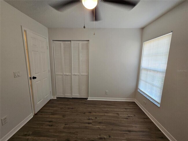 Building Photo - 717 Chilt Dr