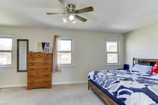 Building Photo - 3808 Sugar Creek Cir