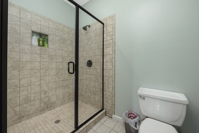 Building Photo - Stylish 3-bedroom townhome in Vermillion in Hustersville