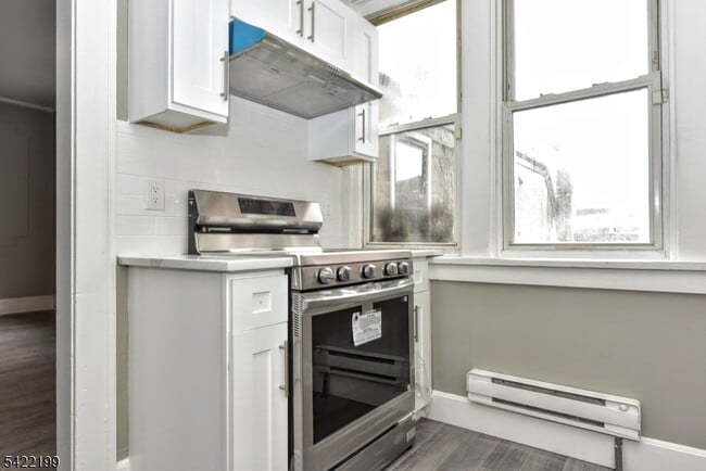 Building Photo - 36 Park Ave